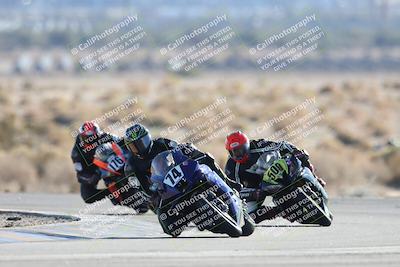 media/Dec-07-2025-CVMA (Sun) [[3e7d2de5dc]]/Race 12- Formula 40 MW and LW/